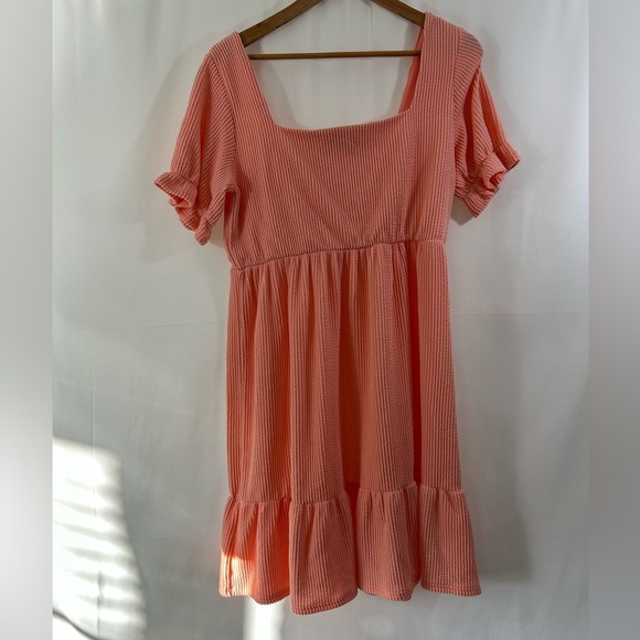Simply Southern NWT Women’s Dress Size Medium Peach Color - Picture 4 of 11
